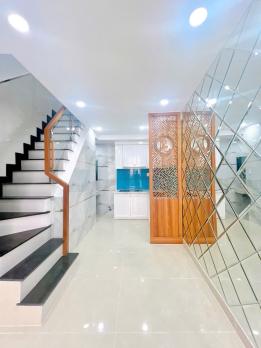 MẶT TIỀN LÊ CẢNH TUÂN 3 TẦNG BTCT NỞ HẬU 3ty54