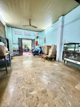 Bán nhà hẻm xe ôtô, phường Sài Gòn (Quận 1) TPHCM, nở hậu, diện tích lớn