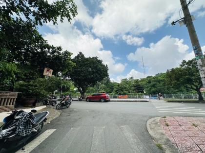 Bán nhà hẻm xe ôtô, giáp Quận 1 TPHCM, phường Thạnh Mỹ Tây (Bình Thạnh), giá rẻ