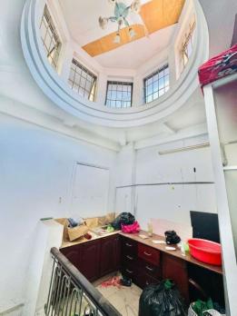 Nhà mặt tiền (Quận 1), phường Tân Định TPHCM, khu kinh doanh, giá tốt
