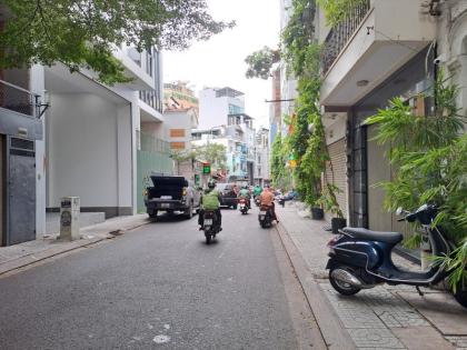 Nhà mặt tiền (Quận 1), phường Tân Định TPHCM, khu kinh doanh, giá tốt