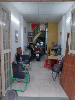 Bán nhà riêng, gần mặt tiền, phường Tân Định (Quận 1) TPHCM, giá rẻ