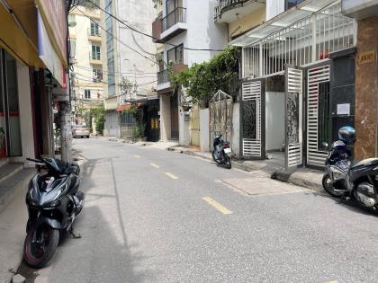 Bán Nhà Mặt Phố Quận Cầu Giấy 210m2-5T LÔ GÓC 3 THOÁNG 58 Tỷ Hoa Bằng.