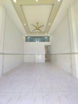 GIẢM 500 TRIỆU BÁN GẤP NHÀ 2MT HẺM 8M HUỲNH THỊ HAI NGAY CHỢ HẠT ĐIỀU CHỈ 5.59 TỶ