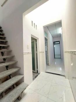 GIẢM 500 TRIỆU BÁN GẤP NHÀ 2MT HẺM 8M HUỲNH THỊ HAI NGAY CHỢ HẠT ĐIỀU CHỈ 5.59 TỶ