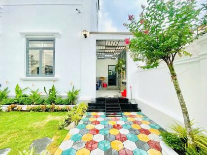 Biệt thự (12x37) góc 2 mặt tiền, đường nhựa 12m thông, Tân Hiệp 39-40, HM