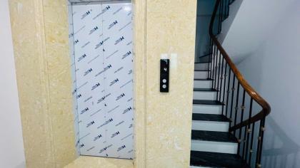 Bán nhà riêng tại Phạm Văn Đồng, CổNhuế,  58m2, ô tô, kinh doanh, nhỉnh 15tỷ.