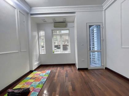 Bán nhà ngõ 21 Trần Quốc Hoàn, ô tô tránh, 13.5 tỷ
