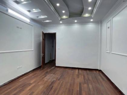 Bán nhà ngõ 21 Trần Quốc Hoàn, ô tô tránh, 13.5 tỷ