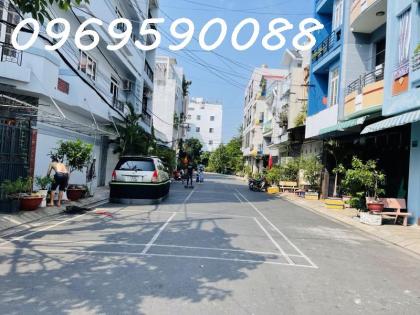 BÁN NHÀ XHT Tân Phú Nguyễn Quý Anh 44m2, 2 Tầng. Giá CHỈ 6.5 Tỷ SHR!