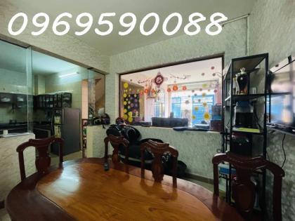 BÁN NHÀ XHT Tân Phú Nguyễn Quý Anh 44m2, 2 Tầng. Giá CHỈ 6.5 Tỷ SHR!
