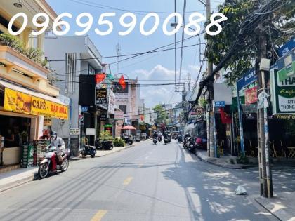 BÁN NHÀ XHT Tân Phú Nguyễn Quý Anh 44m2, 2 Tầng. Giá CHỈ 6.5 Tỷ SHR!