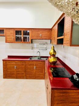 ĐỊNH CƯ Bán Nhà Đẹp 4 Tầng Xe Hơi Thông Võ Văn Tần, 42m2, 7.3 Tỷ