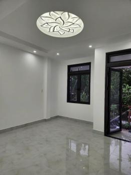 CHO THUÊ NHÀ NGUYÊN CĂN 2 TẦNG 2 MẶT TIỀN HẺM Ô TÔ AN BÌNH PHƯỜNG 3  ĐÀ LẠT GIÁ 10 TRIỆU