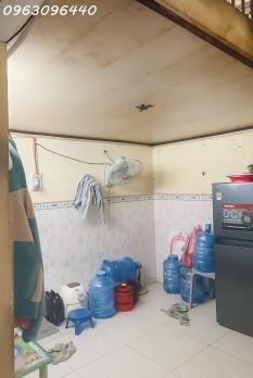 Bán dãy nhà 2 tầng hẻm xe hơi gần Bùi Văn Ba Quận 7 thu nhập cho thuê ổn định