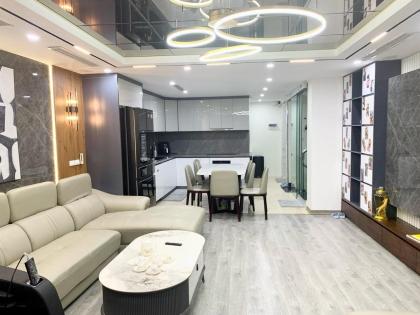 SIÊU HIẾM - Mặt Phố Phan Phù Tiên (Cát Linh) 52m, 7Tầng Thang máy, MT 4.9m 37.8 Tỷ