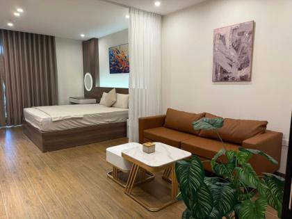 Bán Nhà Dòng Tiền Quận Tây Hồ 95m2-7T MT5,5m VỪA Ở VỪA KD 29,5 Tỷ Võng Thị.