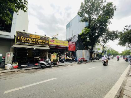 Bán Nhà 2 Mặt Phố Quận Ba Đình 80m2-1T  MT6,5m Vỉa Hè 40 Tỷ Sơn Tây-Trần Phú.