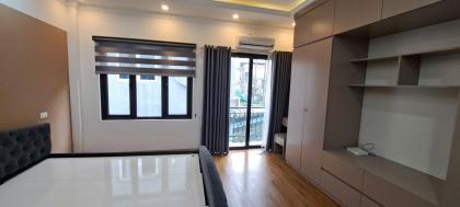 Bán nhà ngõ 564 Nguyen văn Cừ, Bồ Đề,35m 5T  oto ,KD, 7,8 tỷ .