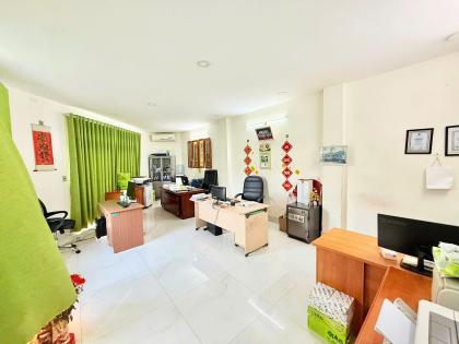 Bán nhà  2 mặt tiền Hẻm Lý Thánh Tông - Tô Hiệu, DT 5x18m, 5 Tầng,  8PN, chào 13,9 tỷ.