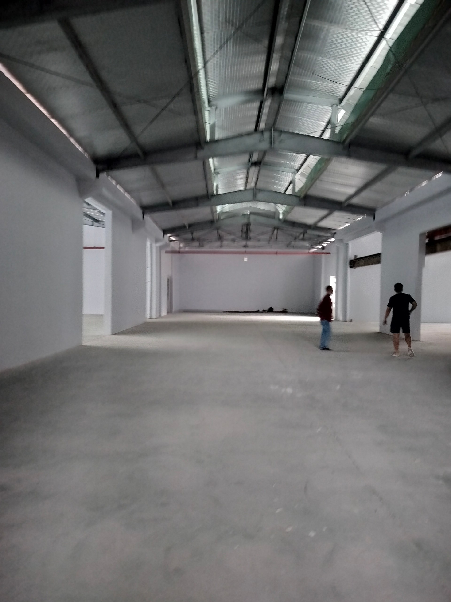 cho thuê: 4 nhà xưởng(1.200m2;1.400m2,1.600m2; 2.000m2)Trần Đại Nghĩa