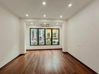 Bán nhà ngõ Cầu Giấy, 50m2 x 4 tầng, ô tô tránh