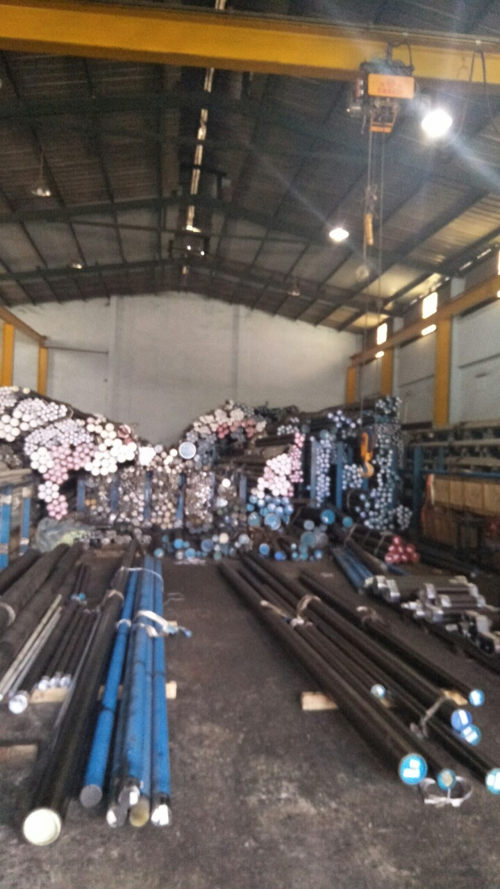 Kho xưởng đang trống vào sản xuất ngay cần cho thuê gấp(160m-200m-300m)đường chiến lược,lê đìng cẩn,bình trị đông