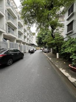 bán liền kề phố nguỵ như kon tum, thanh xuân, 144m2, 5 tầng, ngang 7m, giá 40,5 tỉ