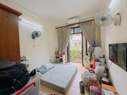 Bán nhà Bạch Đằng, HBT 45m x 4PN, vỉa hè, ô tô, KD, giá 16.3 tỷ. LH: 0366051369