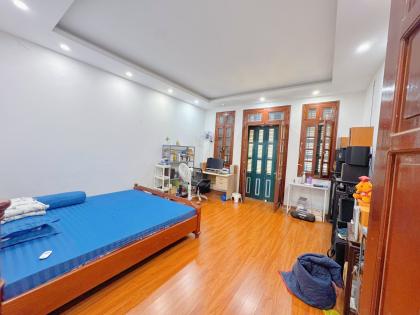 ????????Ngõ rộng, Ô tô vào nhà, NGUYỄN KHANG 71m 5T, MT 6m, 31.8 tỷ, TT Cầu Giấy