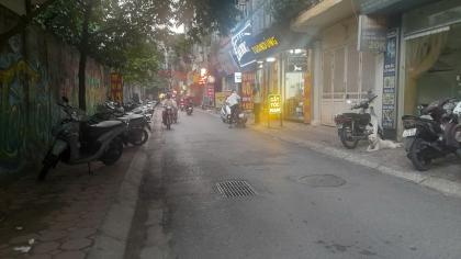 Bán Nhà Mặt Phố Đống Đa 55m2-6T Th/Máy 2 Vỉa Hè 2 THOÁNG 23 Tỷ Khương Thượng.