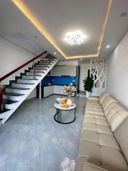 BÁN NHÀ NGUYỄN SIÊU 2 MẶT TIỀN HẺM (Ô TÔ, XE MÁY) - 3PN, P.NGỦ DƯỚI, KHU YÊN TĨNH - 3.05 TỶ