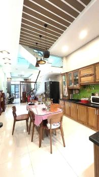 Nhỉnh 6 Tỷ TL!, 78M² 3 Tầng, CHỈ 2 CĂN RA HẺM XE HƠI TRÁNH! Lê Đức Thọ Gò Vấp!