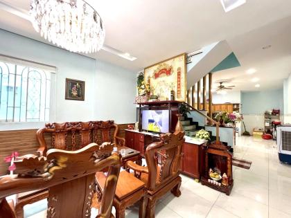 Chỉ 6,89 Tỷ TL! 72M² 3 Tầng/3Pn HẺM XE HƠI, Dương Quảng Hàm Gò Vấp!