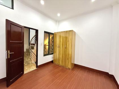 Bán nhà Khương Trung, Thanh Xuân, nhà đẹp full nội thất, ngõ thông, gần ô tô