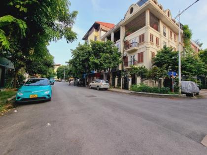 bán biệt thự KĐT văn khê, la khê, hà đông, 185m2, ngang 11m, giá 30 tỉ