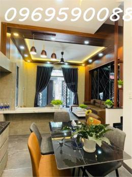 NHÀ HẺM ĐẸP HXH TÂN HƯƠNG 56m2 4T gần chợ giá chỉ 6 tỷ..
