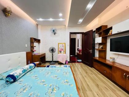 HOT! Bán Nhà Đẹp 4 Tầng Xe Hơi Thông Đặng Văn Ngữ, 51m2, 8.5 Tỷ