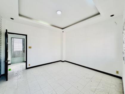 MẶT TIỀN KINH DOANH ngay trục xuyên tâm Lê Văn Sỹ, 60m2 4 tầng, gần 5m MT,  xe hơi ngủ nhà.