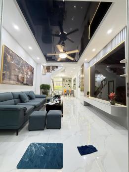 Bán nhà ngõ 81 Xã Đàn, 40m2 x 4 tầng, 8.6 tỷ