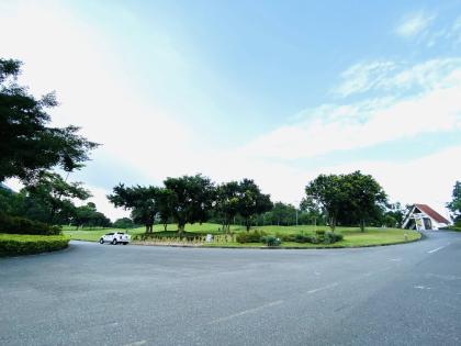 Bán GOLF VILLA-Tam Đảo 2300m2-4T Th/Máy MT30m Dòng Tiền 2,4 Tỷ/Năm 40 Tỷ Tam Đảo.