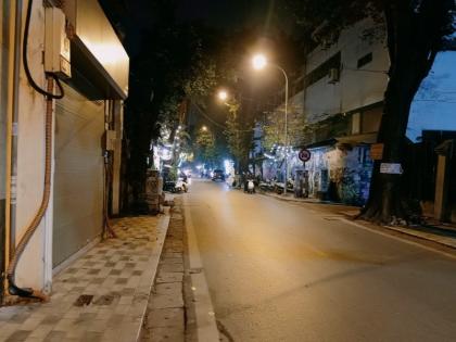 Bán Nhà Mặt Phố Quận Tây Hồ 86m2-7T MT5,8m VIEW Hồ 2 THOÁNG 37,5 Tỷ Yên Phụ.