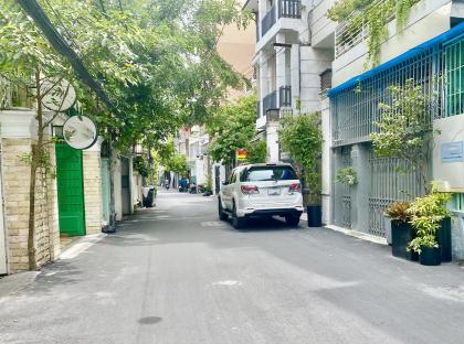 Bán nhà hẻm xe tải - Khu VIP Lê Văn Sỹ Quận 3, DT 115m², Nở hậu tài lộc - 9.9 TỶ