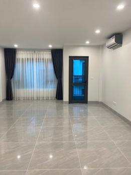 Cho thuê nhà sau Metro Hà Đông 50m x 7 tầng thông sàn thang máy 27tr 0903409888
