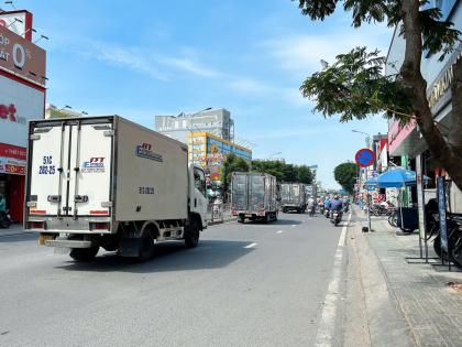 Chỉ 14.9 tỷ có nhà đẹp 6 lầu khu phân lô ngang 4.2m HXT thông Nguyễn Oanh 72m2 tặng T.máy
