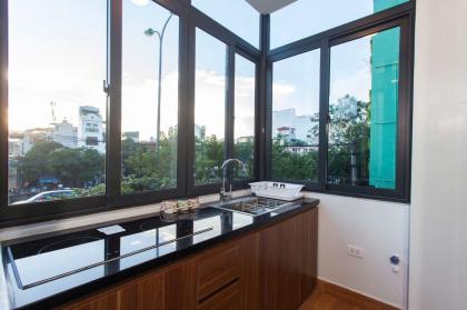 Cần bán khách sạn mặt phố thuộc P. Hai Bà Trưng - 11x100m² - doanh thu 200 - 250tr/tháng - giá 49. X tỷ (thương lượng).