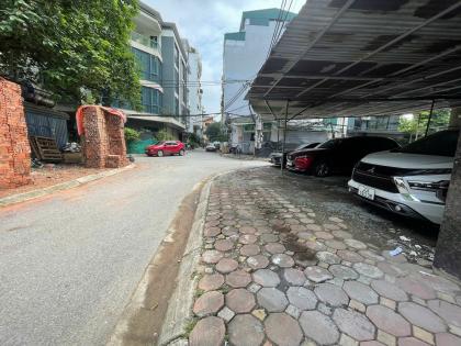 ĐẤT – LÔ GÓC – VỈA HÈ – ÔTÔ TRÁNH – KD SẦM UẤT – GẦN BV HỒNG NGỌC – LÊ QUANG ĐẠO – 81M², MT 6m.