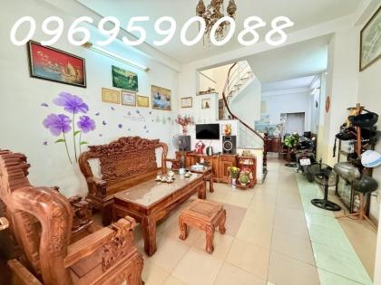 Bán nhà HXH Tân Phú G.Tân Bình, Q.3, Q.Phú Nhận giá nhỉnh 5 tỷ