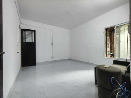 CHO THUÊ NHÀ TẬP THỂ VŨ THẠNH, GIẢNG VÕ, BA ĐÌNH, 85M2, NHÀ ĐẸP, 3 MẶT THOÁNG