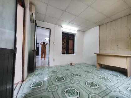 CHO THUÊ NHÀ TẬP THỂ VŨ THẠNH, GIẢNG VÕ, BA ĐÌNH, 85M2, NHÀ ĐẸP, 3 MẶT THOÁNG